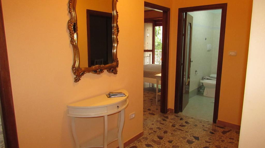 Villa Claudianna Bed & Bike เพสตุม ภายนอก รูปภาพ