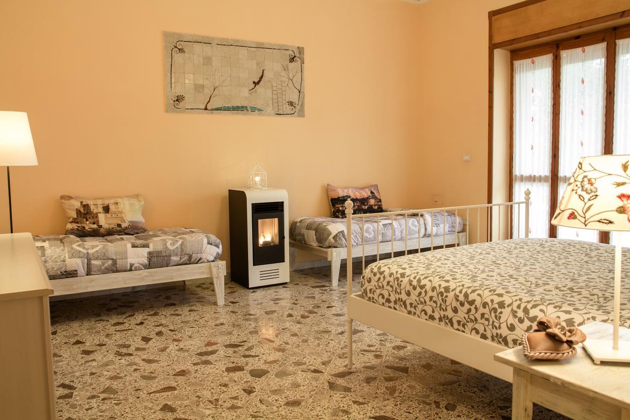 Villa Claudianna Bed & Bike เพสตุม ภายนอก รูปภาพ